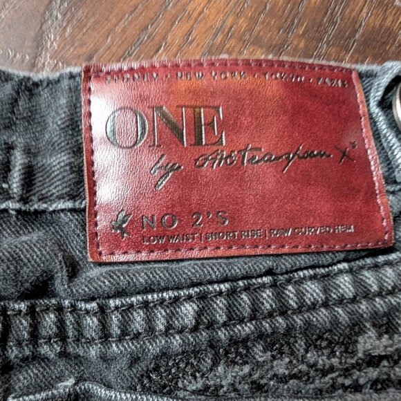 One Teaspoon Black Distressed Denim Shorts - Picture 6 of 7